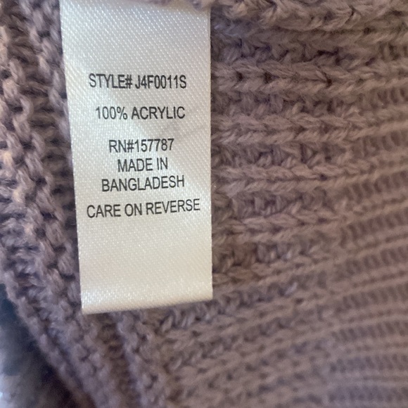 Full Circle Trends tie back sweater size XL - Picture 4 of 4